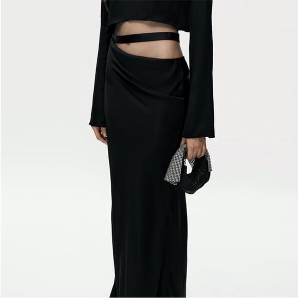 Zara Black Long Sleeve Cut-Out Dress - Picture 3 of 9